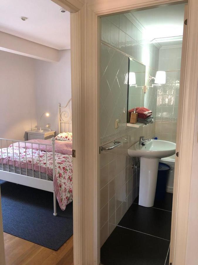 Appartamento Bed And Beach Laredo Esterno foto